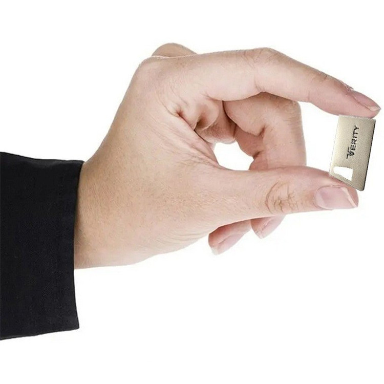 فلش مموری وریتی مدل V822 حافظه 32 گیگابایت USB 2.0 (گارانتی 2 ساله آسان سرویس)